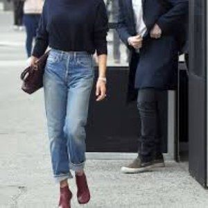 Levi’s 505 medium wash high rise “mom” jeans